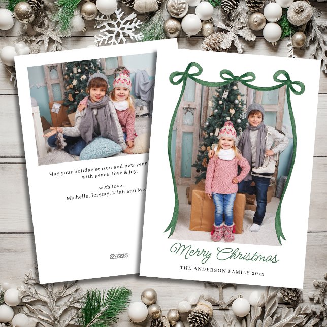 Grön julband två-foto julkort (Green Christmas Ribbon 2 Photo Holiday Card)