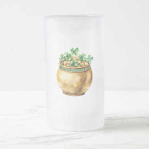 Grön kruka med guld Shamrocks St. Patrick's Day Frostat Ölglas