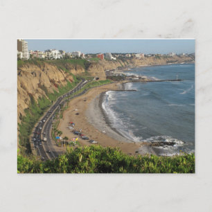 Grön kustenstrand i Lima-Peru Vykort