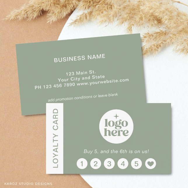 Grön Logo Modern Professionell Loajalitetskort Visitkort (Front and back of the card are shown in standard size, choose size, paper, and corner style.)