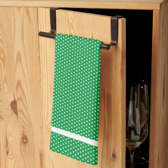 Grön och vit prickig kökshandduk (Thirds Fold)