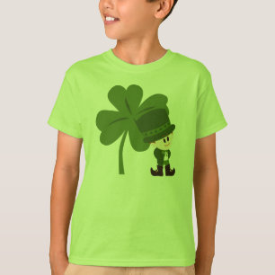 grön pojkeskjorta tee shirt