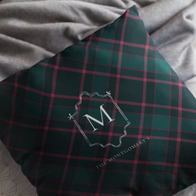 Grön & Rosa Tartan | Jul med eget monogram Kudde (Skapare uppladdad)