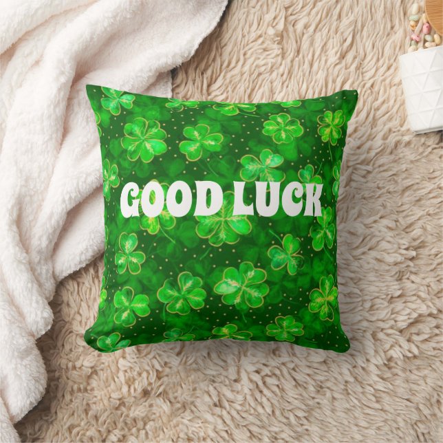 “Grön Shamrock-kudde – Lyckocharmerande Dekor” Kudde (Filt)