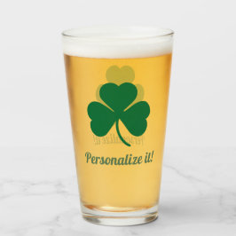 Grön Shamrock med ditt namn Glaskopp