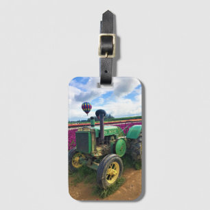 Grön traktor i tulpanfält, Oregon Bagagebricka