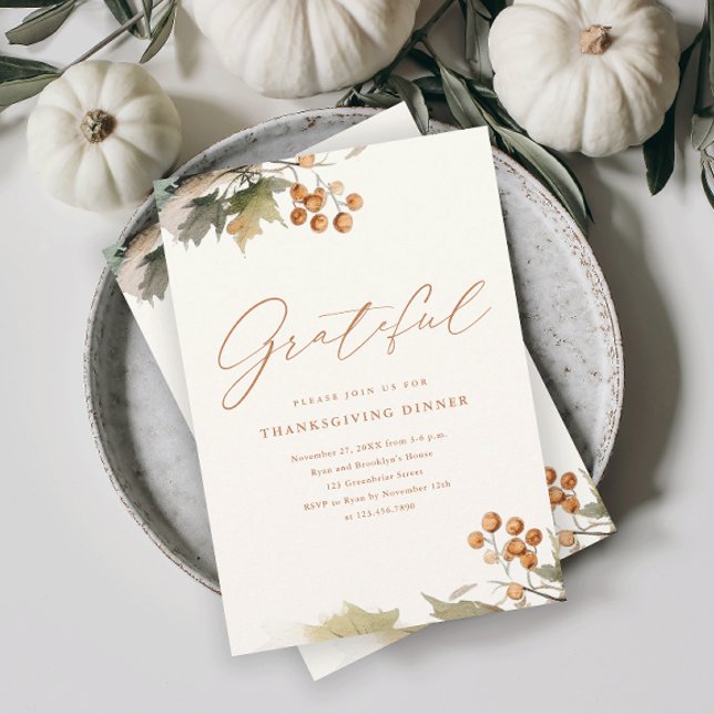 Gröna blad lövverk rustik Thanksgiving-middag Inbjudningar (An elegant rustic thanksgiving dinner invitation with watercolor foliage and leaves.)