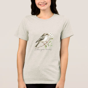 Gröna Fåglar Vita Blommor Träd Följ Drömmar T Shirt
