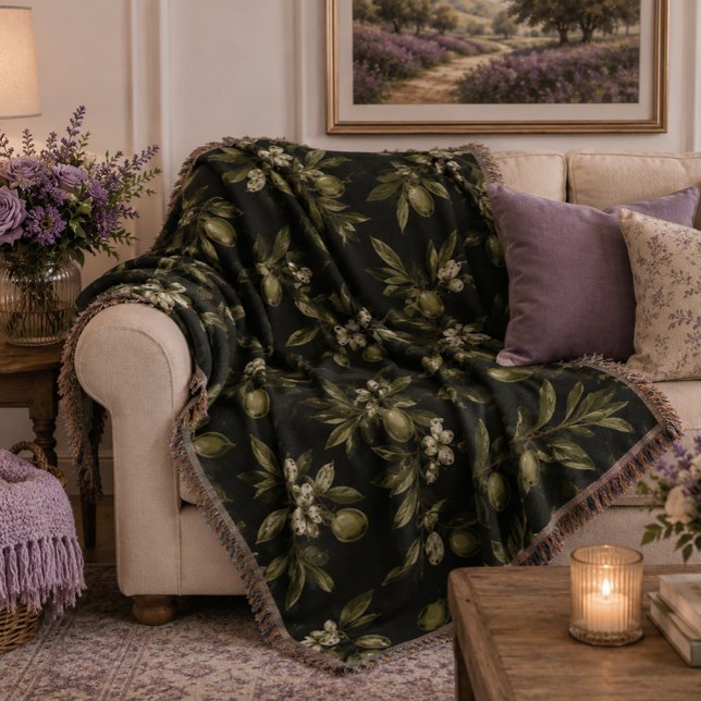 Gröna olivblad svarta eleganta botaniska  filt (Olives on black throw blanket)