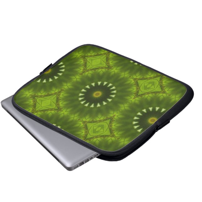 Gröna Solar Laptop Fodral (Framre botten)