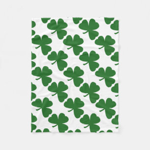Gröna Sts Patrick för Shamrocksklövermönster d Fleecefilt