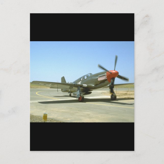 Gröna Taxiing_WWII för Mustang P51 flygplan Vykort (Framsida)
