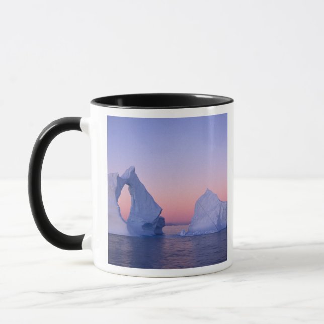 Grönland, Isberg vid solnedgång. Mugg (Vänster)