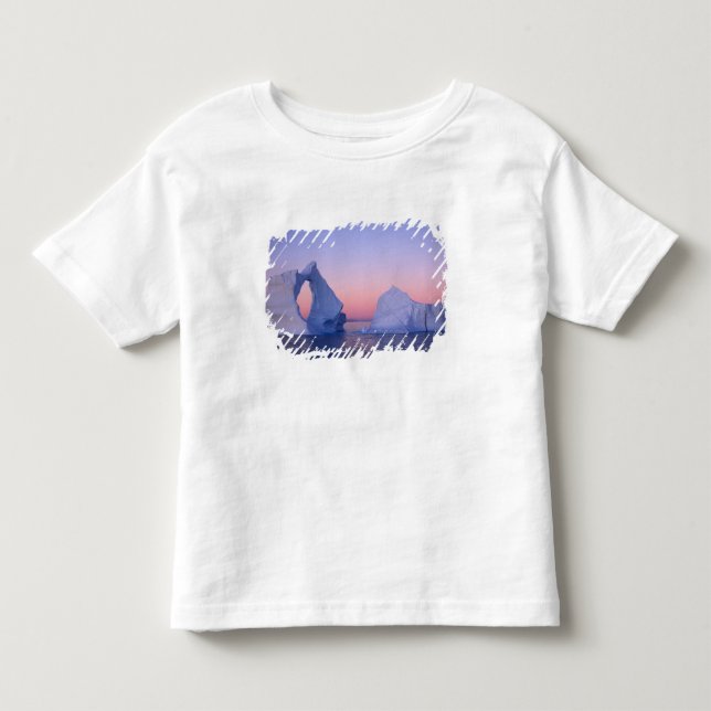 Grönland, Isberg vid solnedgång. Tee (Framsida)