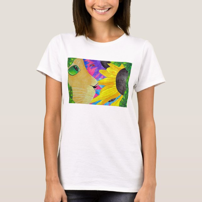 Grönögd katt med nyckelpiga och blomma tee shirt (Framsida)