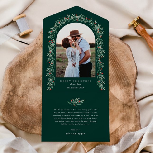 Grönskande välvd elegant foto jul firande (Elegant boho greenery arch photo christmas holiday all in one card.)