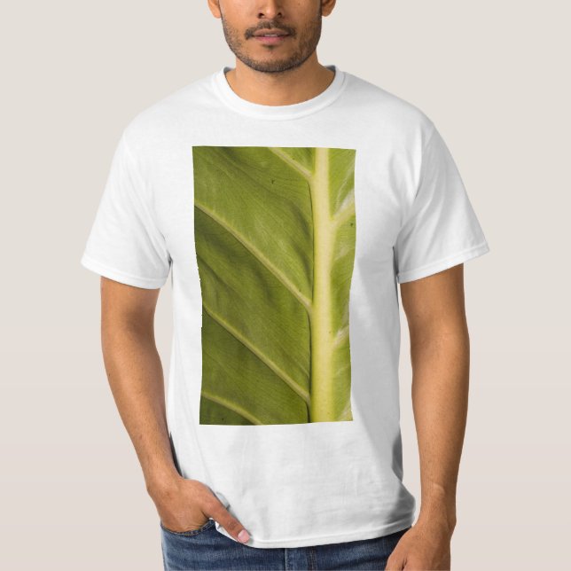 Grönt 01 t shirt (Framsida)