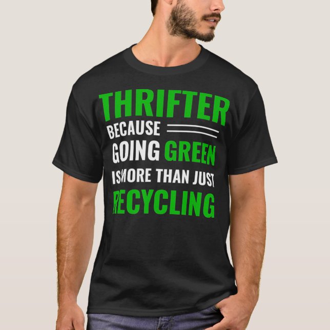 Grönt _13 vid dragning av återvinningsprocessen.  t shirt (Framsida)