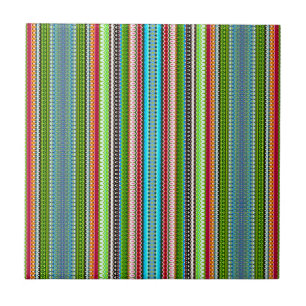 Grönt Abstrakt Tribal Chevron Kakelplatta