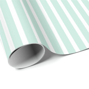 Grönt av adminstrerad ton och vitstrimlad presentpapper
