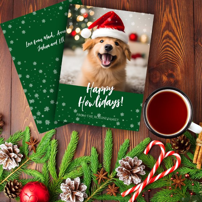 Grönt av skript i Lycklig Howlidays-Hund, foto Julkort (Happy howlidays pet dog christmas card with snow overlay)