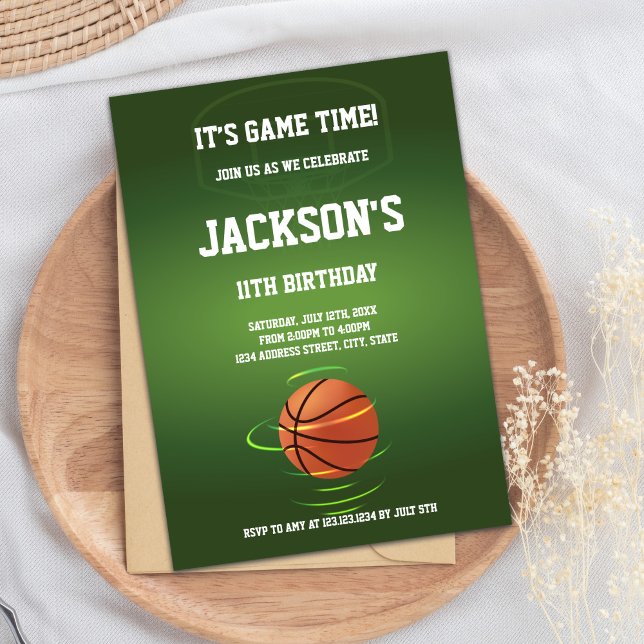 Grönt Basketball Birthday-inbjudan Inbjudningar (Green Basketball Birthday Invitations)