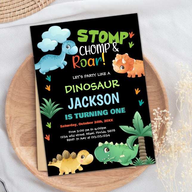 Grönt Black Dinosaur Birthday-inbjudan Inbjudningar (Green Black Dinosaur Birthday Invitations)