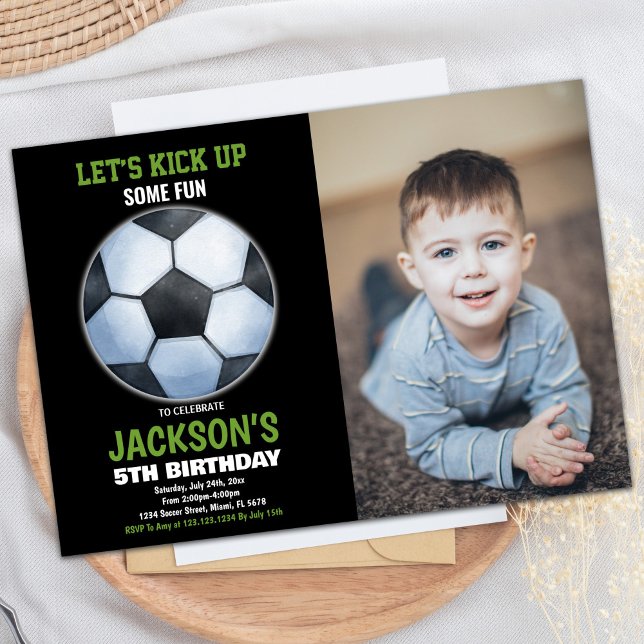 Grönt Black Photo Soccer Golv-fotboll Inbjudningar (Green Black Photo Soccer Floor Soccer Birthday Invitation)