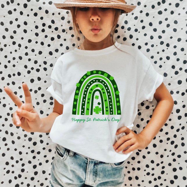 Grönt Boho Shamrock Rainbow St. Patrick's Day T Shirt (Skapare uppladdad)