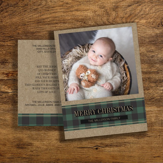 Grönt Buffalo Play på Kraft God jul Photo Vykort (Green buffalo plaid rustic Christmas photo greeting card)