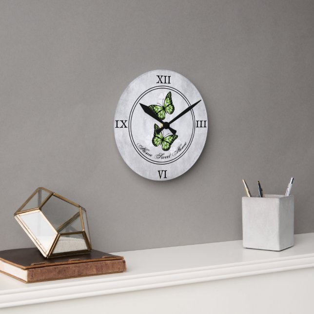 Grönt Butterfly Blommigt Acrylic Wall Clock Rund Klocka (Kontor)