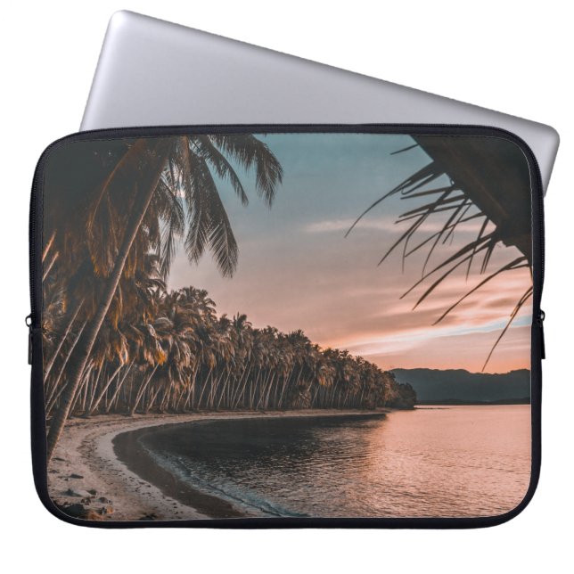 GRÖNT COCONUT TRÄD LINDER UPP BEACH LAPTOP FODRAL (Framsidan)