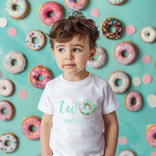 Grönt Donut Birthday T Shirt (Skapare uppladdad)