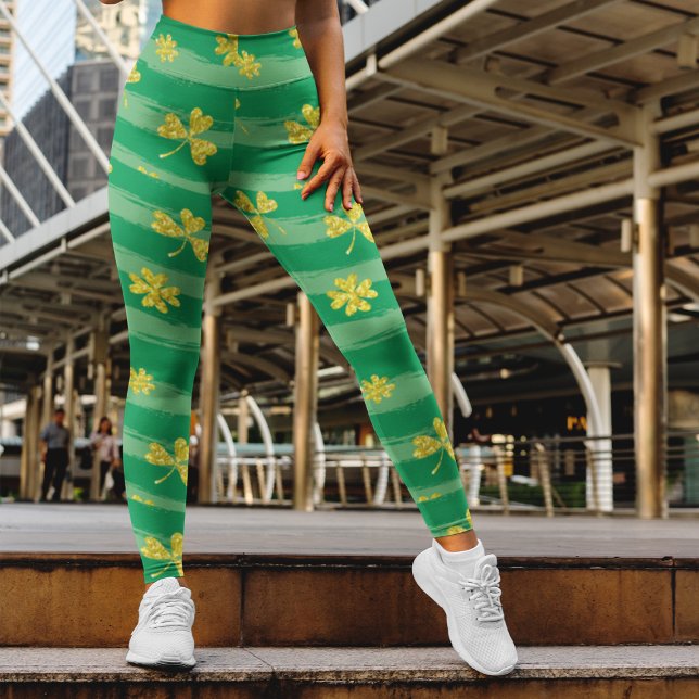 Grönt eftersträvar Mönster med Golden Klöver Patri Leggings (Skapare uppladdad)