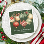Grönt Elegant Vattenfärgning Party Ornament vid ju Pappersservett<br><div class="desc">Grönt Elegant Vattenfärgsfärgerna Party Ornaments Napkins har vackert vattenfärgade julprydnadsföremål i röda nyanser,  grönt och guld.</div>