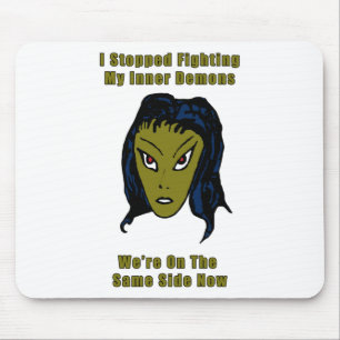 Grönt Evil Alien Woman Samma sida nu Musmatta