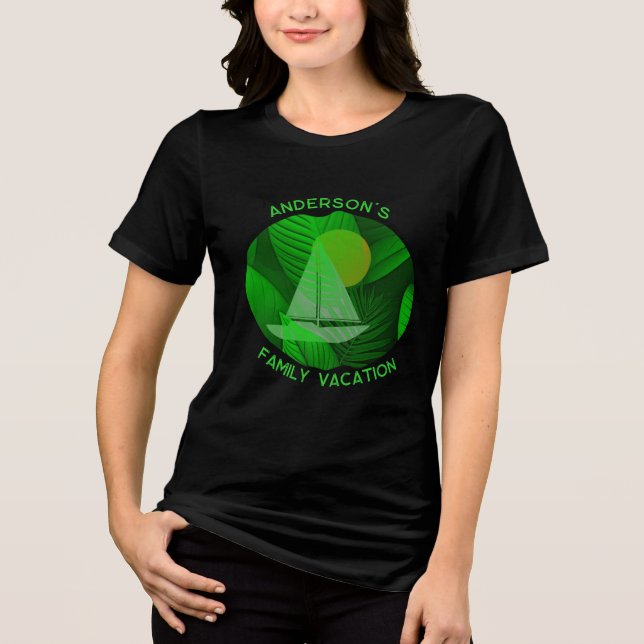 Grönt Family Vacation Graphic T-Shirt (Framsida)