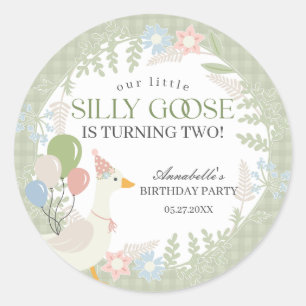 Grönt Fånig Goose Blommigt Gingham Baby Shower-fav Runt Klistermärke