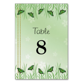 Grönt-fjäril på ljust grönt - bordsnummer