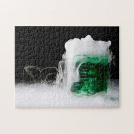 Grönt Fluid Beaker Gas Pussel