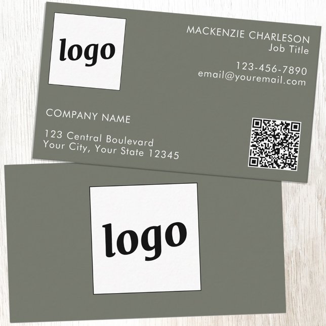 Grönt för enkel Logotyp och QR-kodsökning Visitkort (Logo QR code with custom text sage green minimalist modern business card)