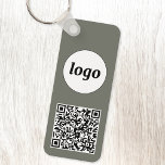 Grönt för enkel Logotyp QR-kod för Business Sage Nyckelring<br><div class="desc">Lägg till din egen logotyp och QR-kod till denna slående minimalistiska professionell. Underbar för anpassning av anställda eller som en marknadsföringsprodukt för anställda,  kunder och kunder.</div>
