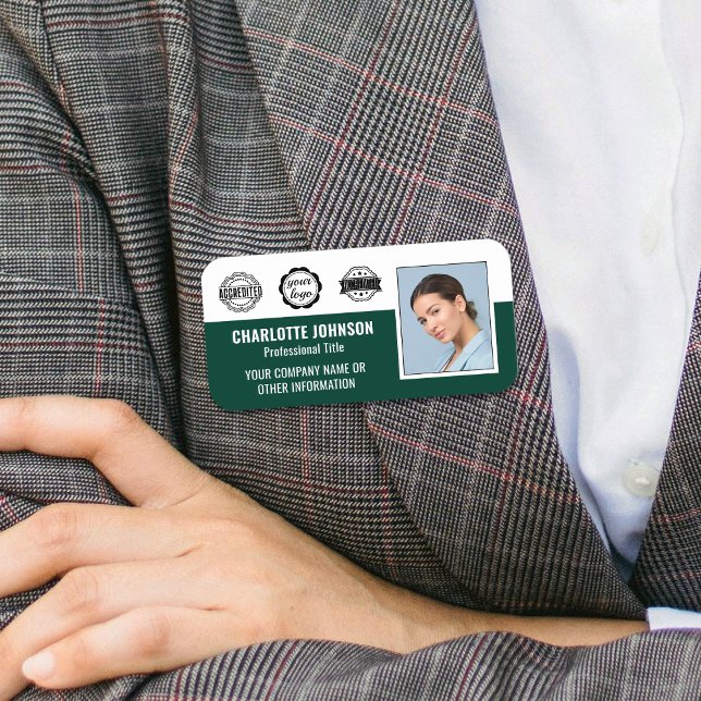 Grönt för medarbetarackrediterings-ID för foto Namnbricka (Skapare uppladdad)