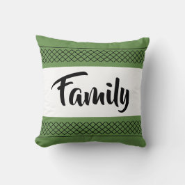 Grönt för Snyggt av typen Typography Moss i familj Kudde