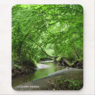 Grönt Forest Stream Mousepad. Musmatta