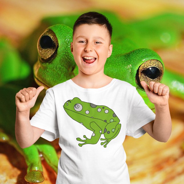 Grönt Frog T Shirt (Kid smiling and posing in Green frog tshirt)