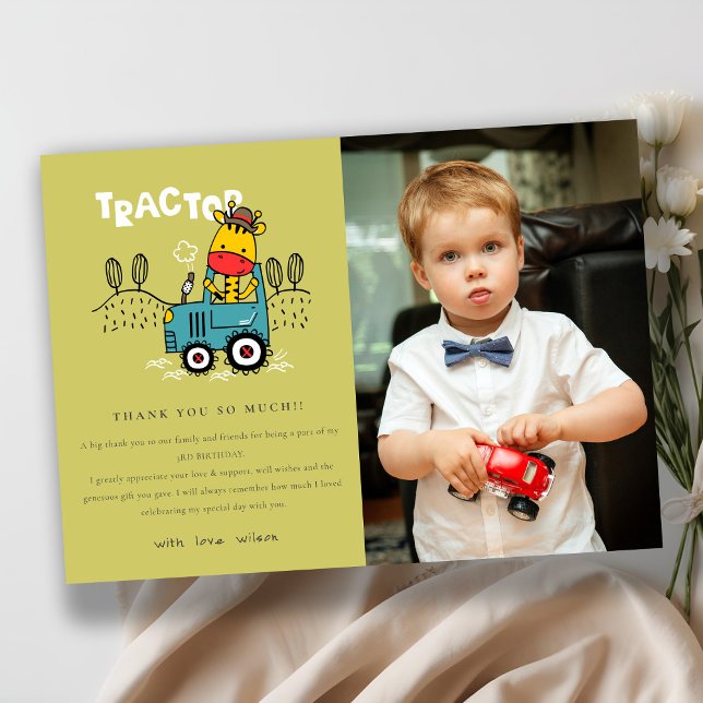 Grönt Giraffe in Farm Tractor Boys Photo Birthday Tack Kort (Skapare uppladdad)
