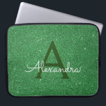Grönt Glitter & Gnistra Monogram Irish Laptop Sleeve<br><div class="desc">Grönt Faux Glitter och Gnistra Elegant Birthday eller St. Patrick's Day Laptop Fodral. Den irländska bärbara Grönten fodral kan anpassas så att den omfattar ditt första och första namn.</div>