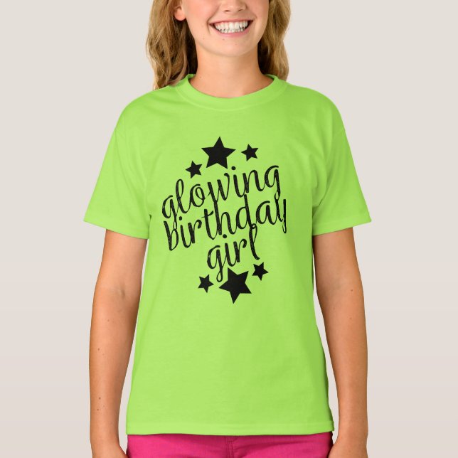 Grönt Glow Party Birthday - Girls Ruffle T-Shirt (Framsida)