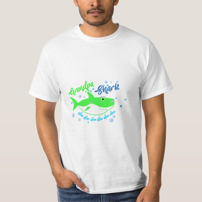 Grönt Grandpa Shark Doo Doo Doo Doo T Shirt (Framsida)